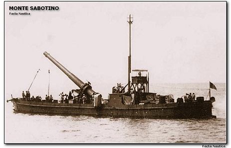 MONTE SABOTINO - Regia Marina - Pontoni armati - monitor