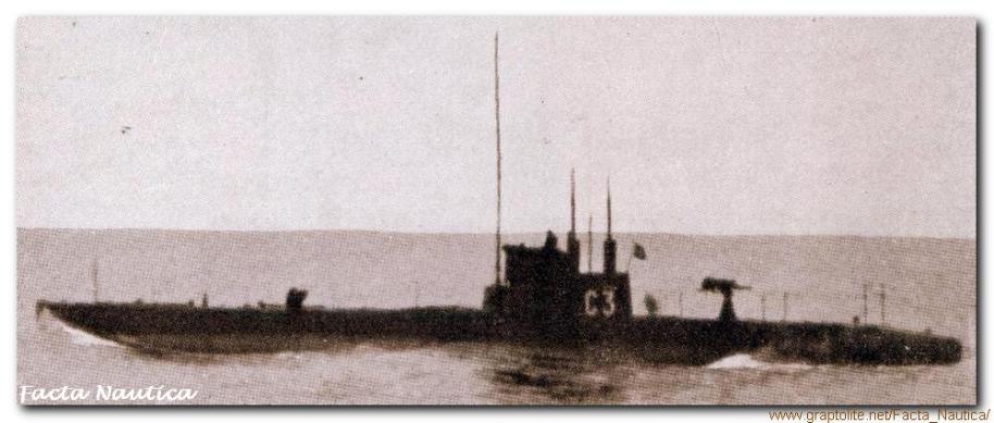 The Danish submarine FLORA in 1927.