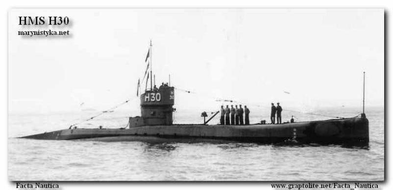 Brytyjski okrêt podwodny HMS H30. The British submarine H30.