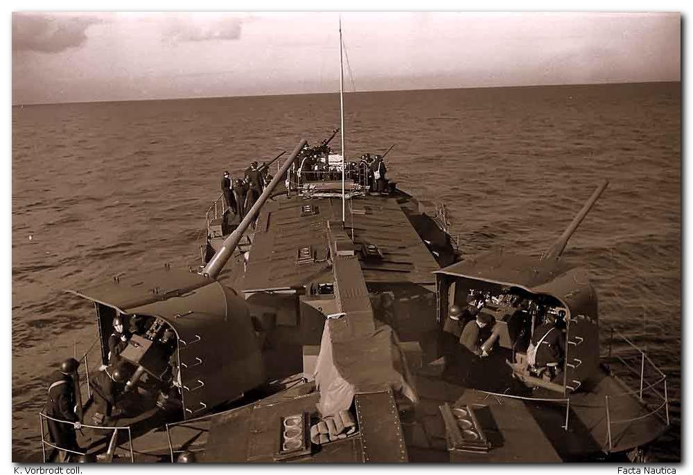 Soviet gun boat LAHTA.