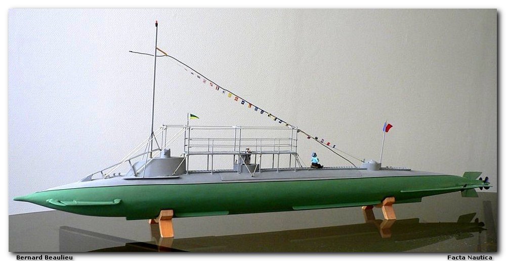 Sous-marin FARFADET French submarine