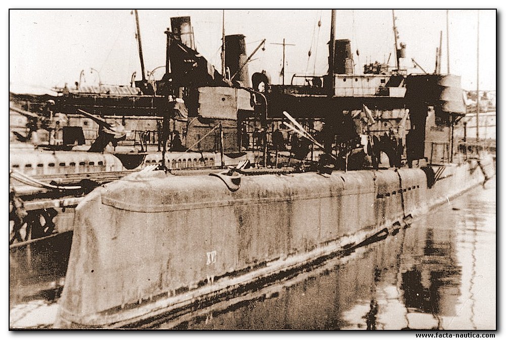 Russian submarine BUREVESTNIK
