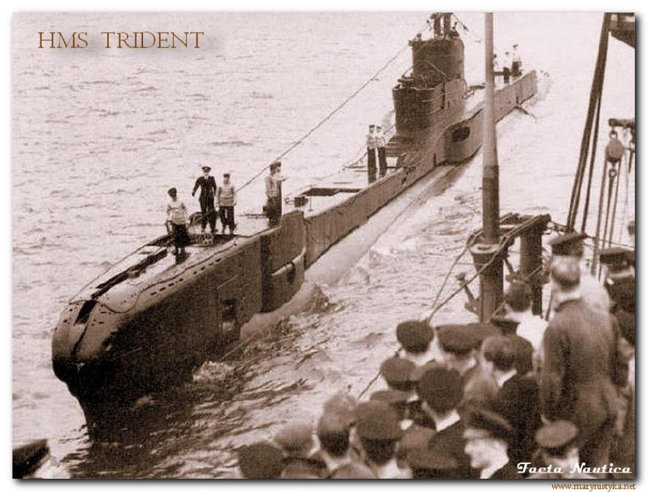 The British submarine HMS TRIDENT (N 52).